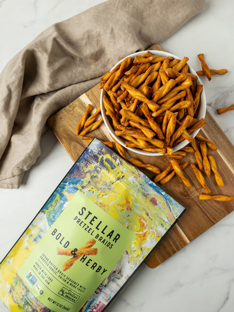 Stellar Snacks - Stellar Pretzel Braids -Bold & Herby - 12oz