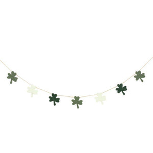 60x3x.25 wood garland (CLOVER)   St Patrick