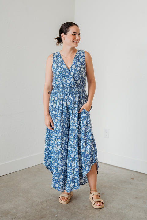 Floral Print V-Neck Sleeveless Jumper