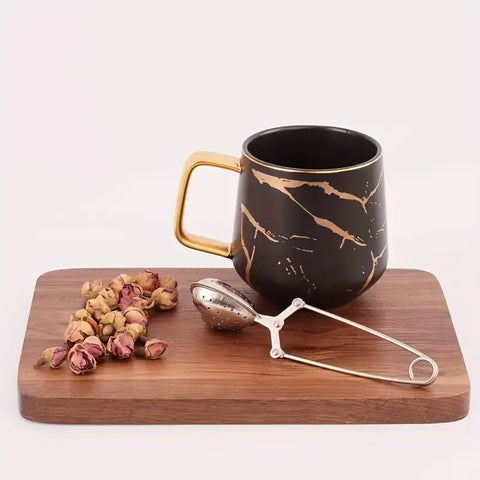 Stylish Heart-Shaped Stainless Steel Tea Infuser, Brewing
