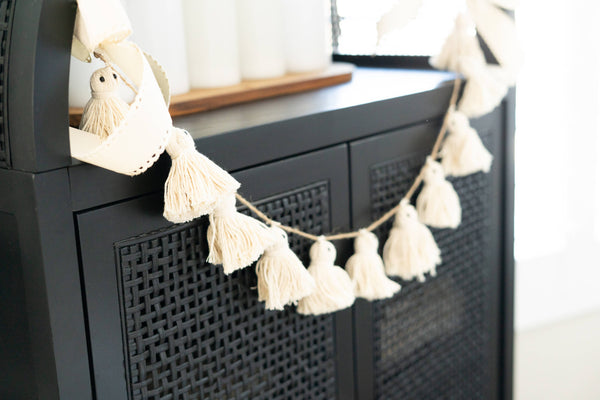 60" garland TASSEL GHOSTS  Halloween  Decor