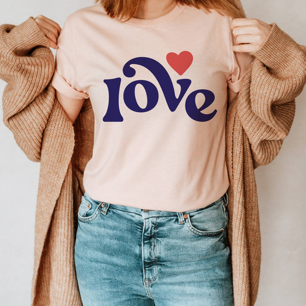 Love retro heart graphic tee